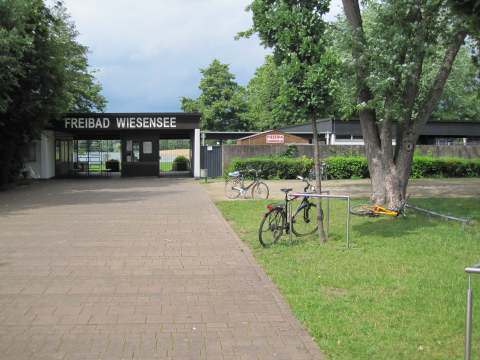 Eingang zum Wiesensee in Hemsbach