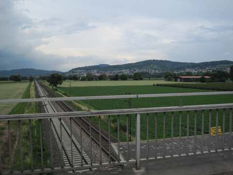 Blick von der EisenbahnbrÃ¼cke vor GroÃ�sachsen