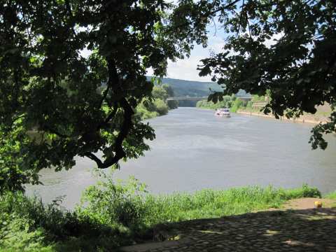 Blick vom Weserstein zur Weser